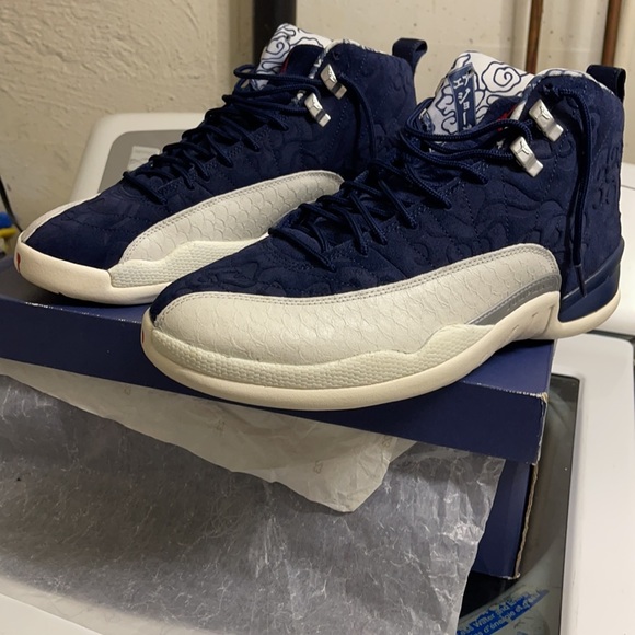Air Jordan 12 international flight - Picture 4 of 8